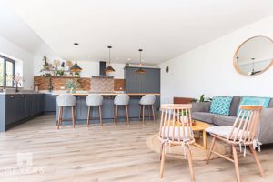 Photo 49- click for photo gallery